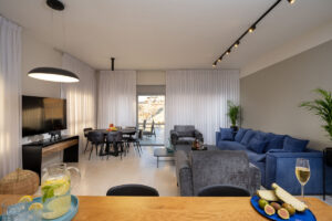 12e78934-da77-43f2-a855-3fab9e6cb917