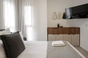 20528564-b1d8-48fb-b366-d29e3cca7799