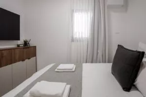 2300464d-f98c-4243-bb6d-1004f7c79568