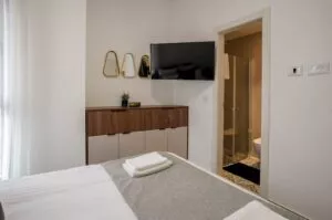 4bb22a00-5bcf-4553-bff5-d6d56cffca0f