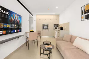 6120cc9b-8a49-4d01-83b5-ac2276afd7aa