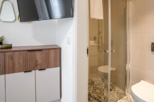 6f6d1b43-5a78-4c14-8a53-7a7a270d378f