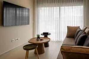 832d8bd7-b079-4c1b-9cc3-0260b882a543