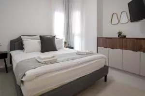 b6df1df4-b49f-44e6-b415-555c9c157f64