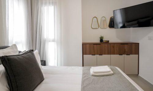 20528564-b1d8-48fb-b366-d29e3cca7799