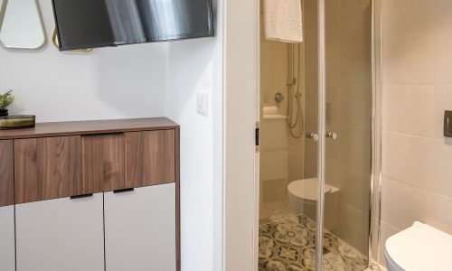 6f6d1b43-5a78-4c14-8a53-7a7a270d378f