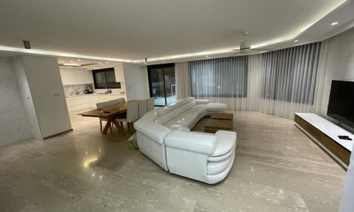 7ab95c99-b494-40e1-85a3-3a4c930d1df5