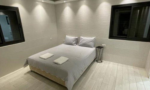 9a85b069-9e06-4fe3-822f-34c9b6d3ace2