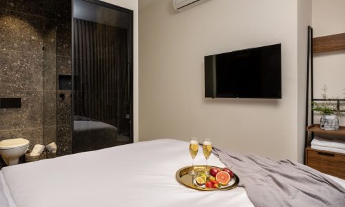 d45b77ca-fcf2-4d4a-b1ac-fac063acfa57